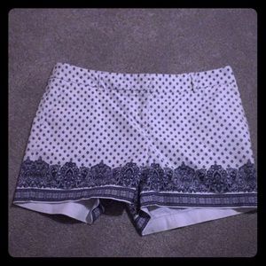 White/Navy Artisan NY shorts